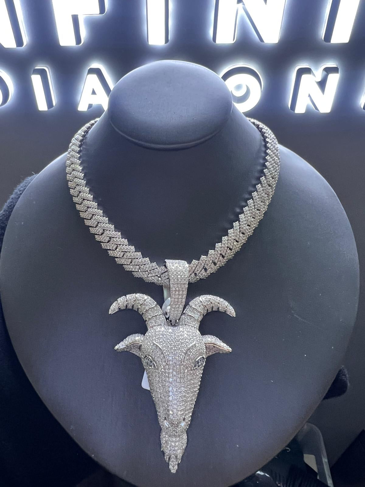 925 Moissanite Cuban chain goat charm