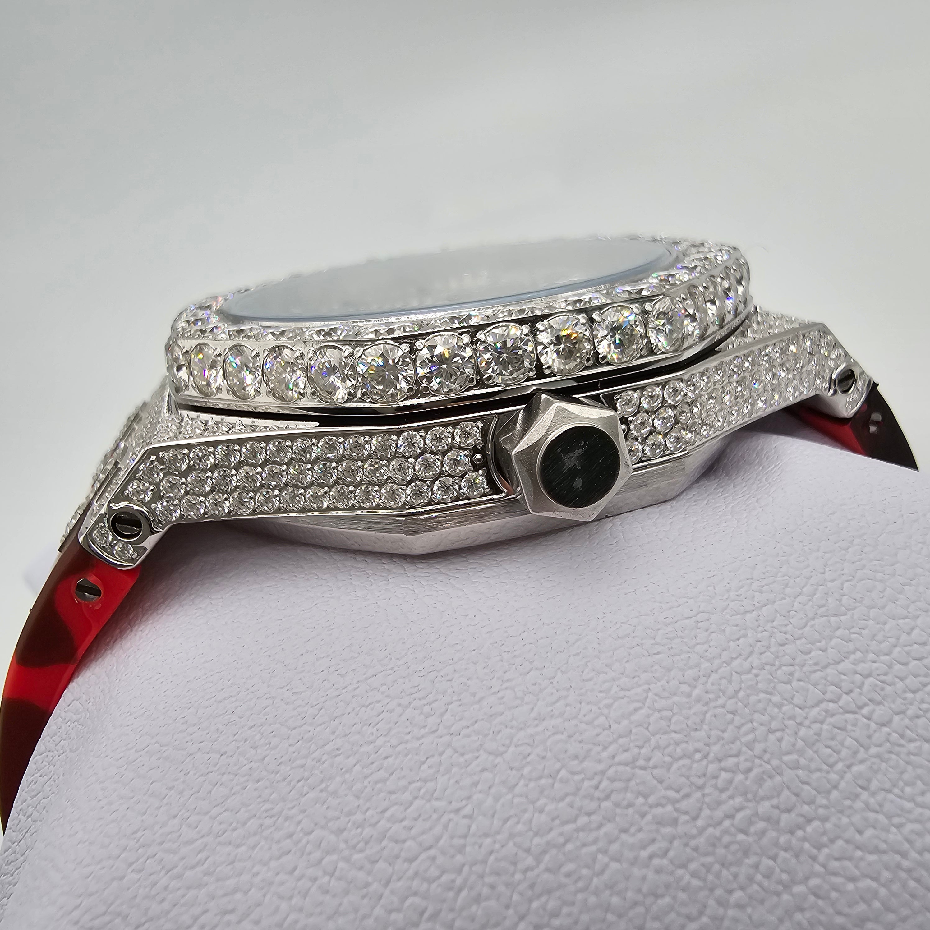 Hip Hop Moissanite Diamond Red Leather Band