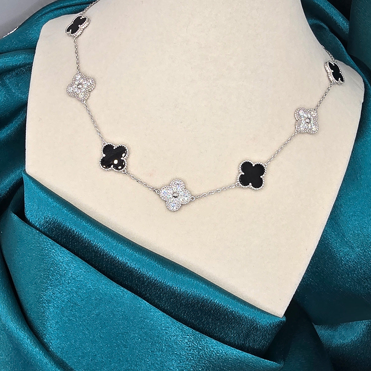 Moissanite Clover Chains